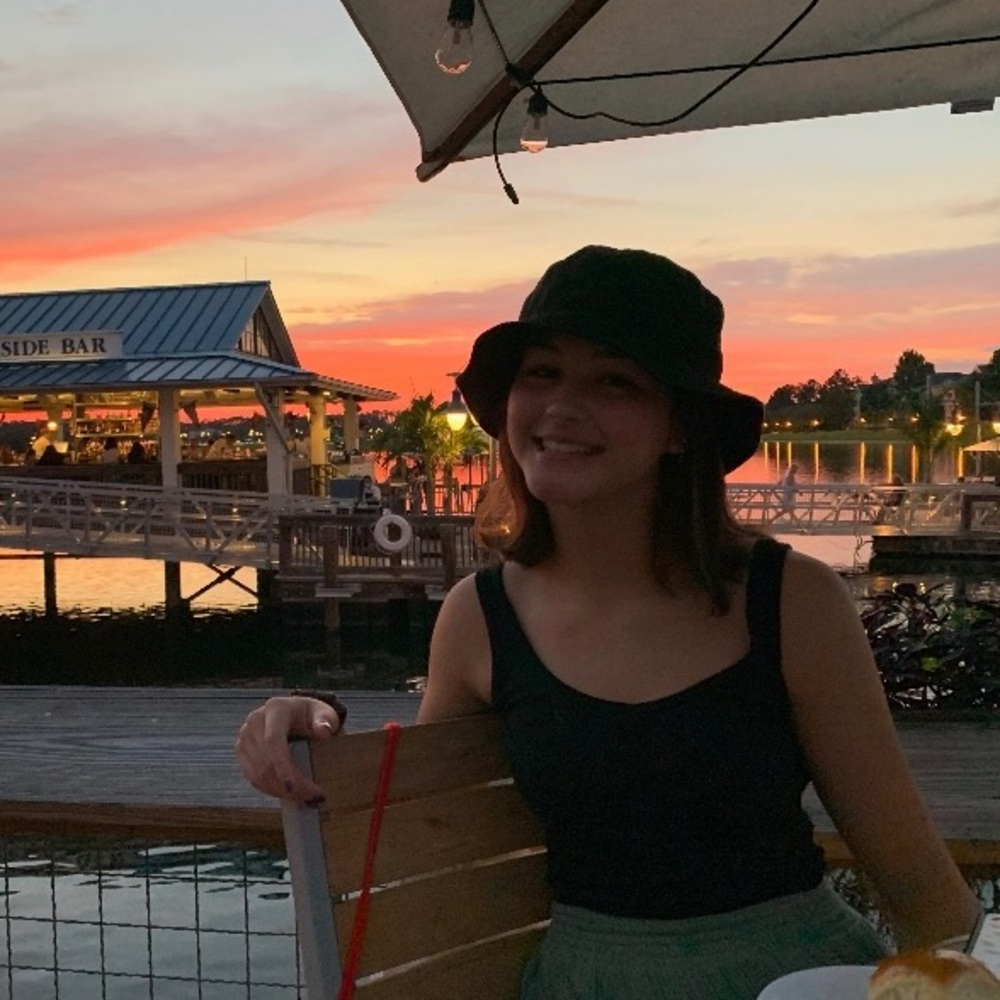 Meet your Posher, Lily